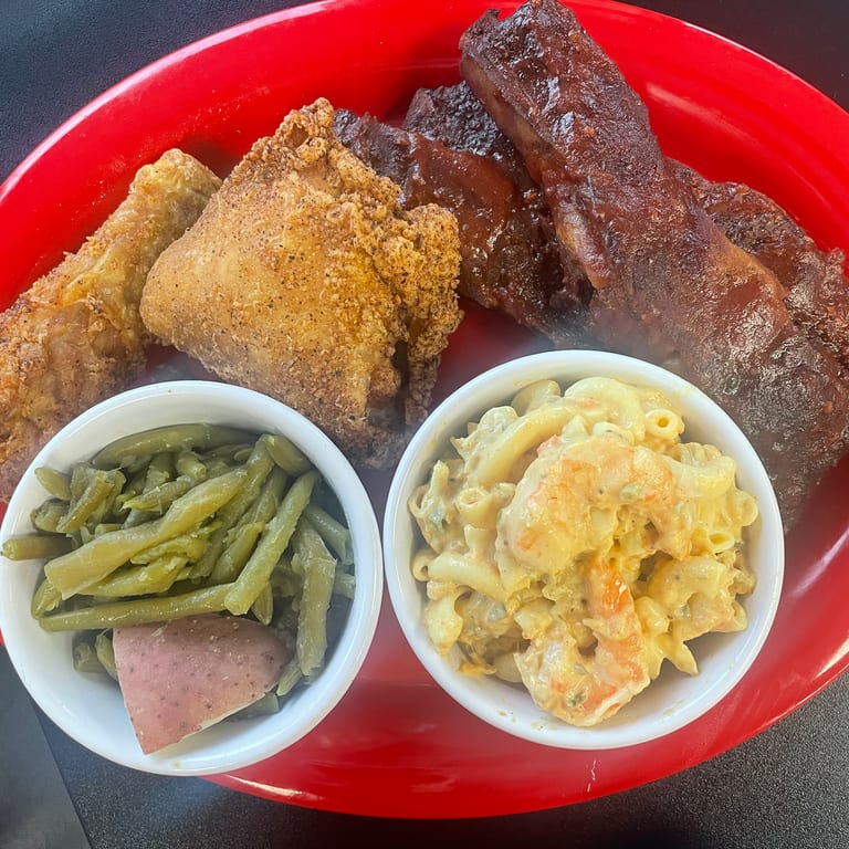 Finger-Lickin' Fried Chicken Wings: A Southern Delight